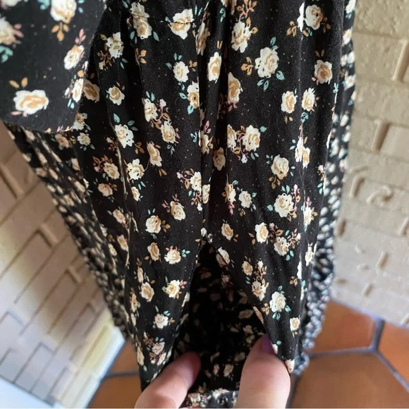 Natural Life Rebecca Midi Dress Dark Floral Boho Prairie Tiered Cottage Core M - Picture 4 of 10